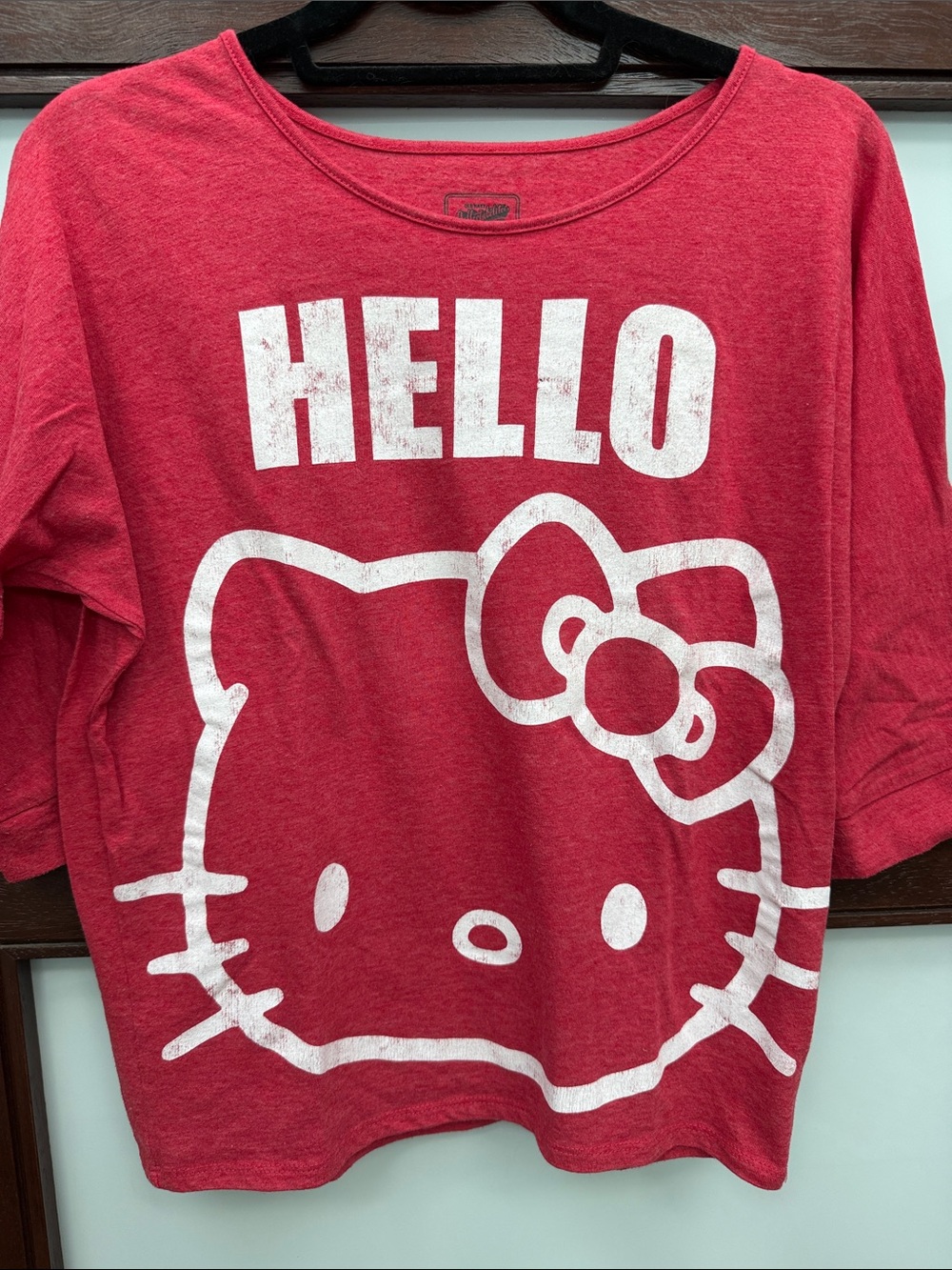 Hello Kitty Heather Red Graphic 3/4 Sleeve Tee, Girls XL